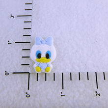 Load image into Gallery viewer, Set of 2 - PVC Resin - Daisy Full Body Cutie