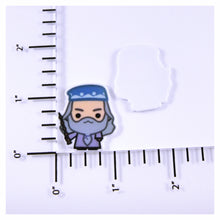 Load image into Gallery viewer, Set of 2 - Planar Resin - Dumbledore - Wizard Professor