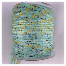 Load image into Gallery viewer, FOE by the Yard - 5/8" - Disney Dogs on light green