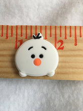 Load image into Gallery viewer, Set of 2 - PVC Resin - Olaf - Frozen - Snowman