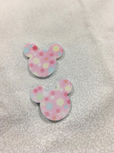 Load image into Gallery viewer, Set of 2 - Planar Resin - Mouse Head Blue Flowers