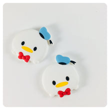 Load image into Gallery viewer, Set of 2 - PVC Resin - Donald Duck