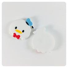 Load image into Gallery viewer, Set of 2 - PVC Resin - Donald Duck