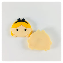 Load image into Gallery viewer, Set of 2 - PVC Resin - Alice - Wonderland