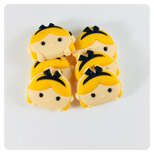 Load image into Gallery viewer, Set of 2 - PVC Resin - Alice - Wonderland