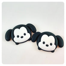 Load image into Gallery viewer, Set of 2 - PVC Resin - Oswald - Lucky Rabbit