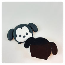 Load image into Gallery viewer, Set of 2 - PVC Resin - Oswald - Lucky Rabbit