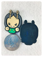 Load image into Gallery viewer, Set of 2 - PVC Resin - Mantis - Guardians