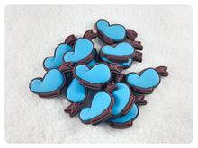 Load image into Gallery viewer, Set of 2 - PVC Resin - Donald Duck - Blue Hat