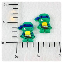Load image into Gallery viewer, Set of 2 - PVC Resin - TMNT - Turtle - Leonardo