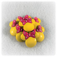 Load image into Gallery viewer, Set of 2 - PVC Resin - Mrs. Mouse - Glossy Yellow