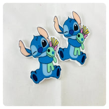 Load image into Gallery viewer, Set of 2 - Planar Resin - Stitch - Winking - Scrump