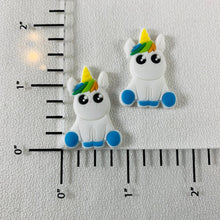 Load image into Gallery viewer, Set of 2 - PVC Resin - Unicorn