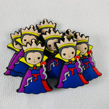 Load image into Gallery viewer, Set of 2 - PVC Resin - Evil Queen - Villain