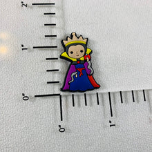 Load image into Gallery viewer, Set of 2 - PVC Resin - Evil Queen - Villain