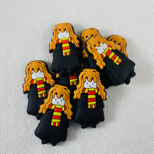 Load image into Gallery viewer, Set of 2 - PVC Resin - HP - Muggle Girl - Hermione