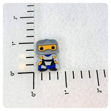 Load image into Gallery viewer, Set of 2 - PVC Resin - TMNT - Shredder