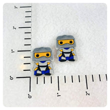 Load image into Gallery viewer, Set of 2 - PVC Resin - TMNT - Shredder