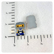 Load image into Gallery viewer, Set of 2 - PVC Resin - TMNT - Shredder