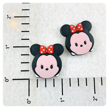 Load image into Gallery viewer, Set of 2 - PVC Resin - Mrs. Mouse