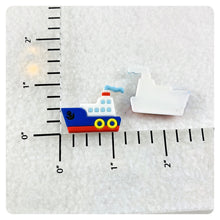 Load image into Gallery viewer, Set of 2 - PVC Resin - Cruise Ship - DCL