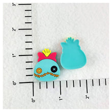 Load image into Gallery viewer, Set of 2 - PVC Resin - Scrump - Stitch v2