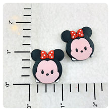 Load image into Gallery viewer, Set of 2 - PVC Resin - Mrs. Mouse