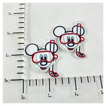 Load image into Gallery viewer, Set of 2 - Planar Resin - Mr. Mouse - Snorkeling - DCL