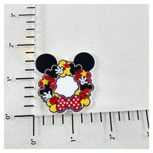 Load image into Gallery viewer, Set of 2 - Planar Resin - Mouse Wreath