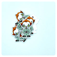 Load image into Gallery viewer, Set of 2 - Planar Resin - Pennywise - IT - Horror Character