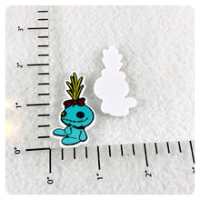 Load image into Gallery viewer, Set of 2 - Planar Resin - Scrump Doll