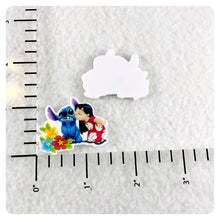 Load image into Gallery viewer, Set of 2 - Planar Resin - Lilo and Stitch - Flowers