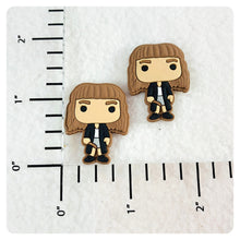 Load image into Gallery viewer, Set of 2 - PVC Resin - HP - Muggle Girl