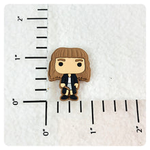 Load image into Gallery viewer, Set of 2 - PVC Resin - HP - Muggle Girl
