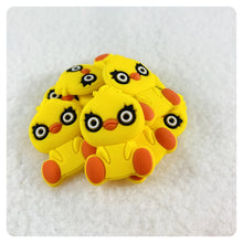 Load image into Gallery viewer, Set of 2 - PVC Resin - Toy Story - Duckie - Sitting