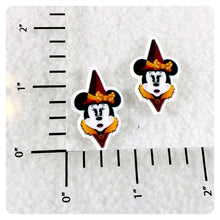 Load image into Gallery viewer, Set of 2 - Planar Resin - Mrs. Mouse - Halloween