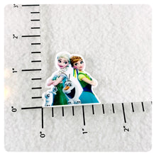 Load image into Gallery viewer, Set of 2 - Planar Resin - Anna and Elsa with Olaf v1