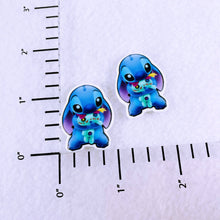 Load image into Gallery viewer, Set of 2 - Planar Resin - Stitch with Scrump