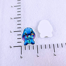 Load image into Gallery viewer, Set of 2 - Planar Resin - Stitch with Scrump