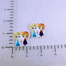 Load image into Gallery viewer, Set of 2 - Planar Resin - Anna and Elsa with Olaf v2
