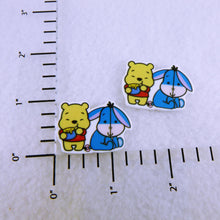 Load image into Gallery viewer, Set of 2 - Planar Resin - Winnie the Pooh