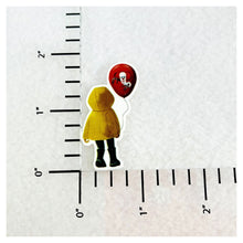 Load image into Gallery viewer, Set of 2 - Planar Resin - IT - Georgie with Balloon
