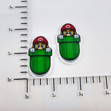 Load image into Gallery viewer, Set of 2 - Planar Resin - Mario in a Warp Pipe - Super Mario Brothers
