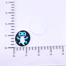 Load image into Gallery viewer, Set of 2 - Planar Resin - Frozen 2 - Bruni - Salamander - Lizard - Round
