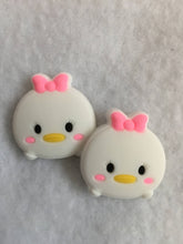 Load image into Gallery viewer, Set of 2 - PVC Resin - Daisy Duck
