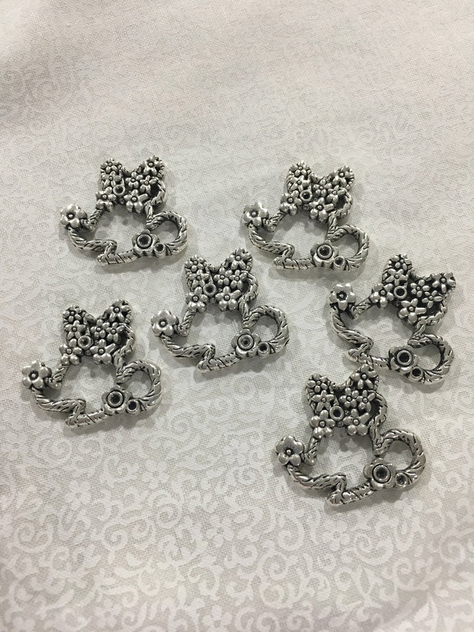 Set of 10 - Girl Mouse Head Flower Charms