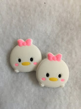 Load image into Gallery viewer, Set of 2 - PVC Resin - Daisy Duck
