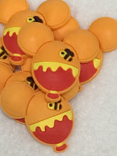 Load image into Gallery viewer, Set of 2 - PVC Resin - Winnie the Pooh - Balloon
