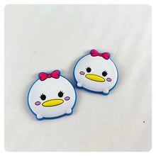 Load image into Gallery viewer, Set of 2 - PVC Resin - Daisy Duck

