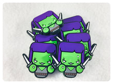 Load image into Gallery viewer, Set of 2 - PVC Resin - Gamora - Guardians
